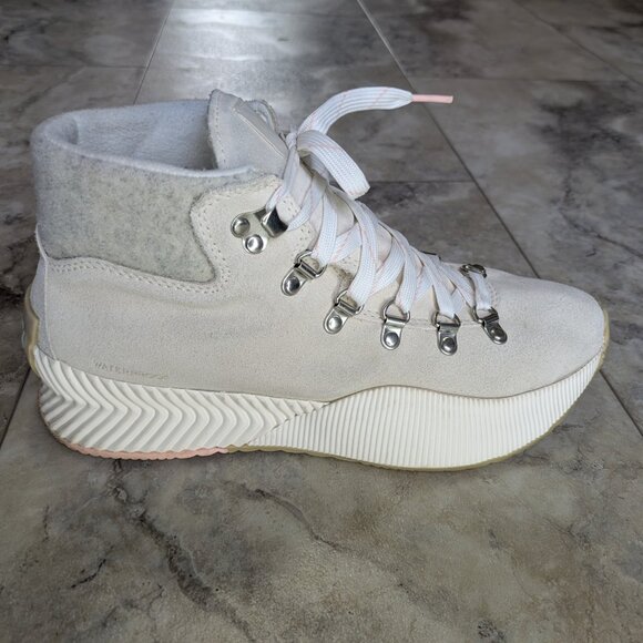 Sorel Out N About III Conquest Boot (women's 9) - Picture 2 of 11